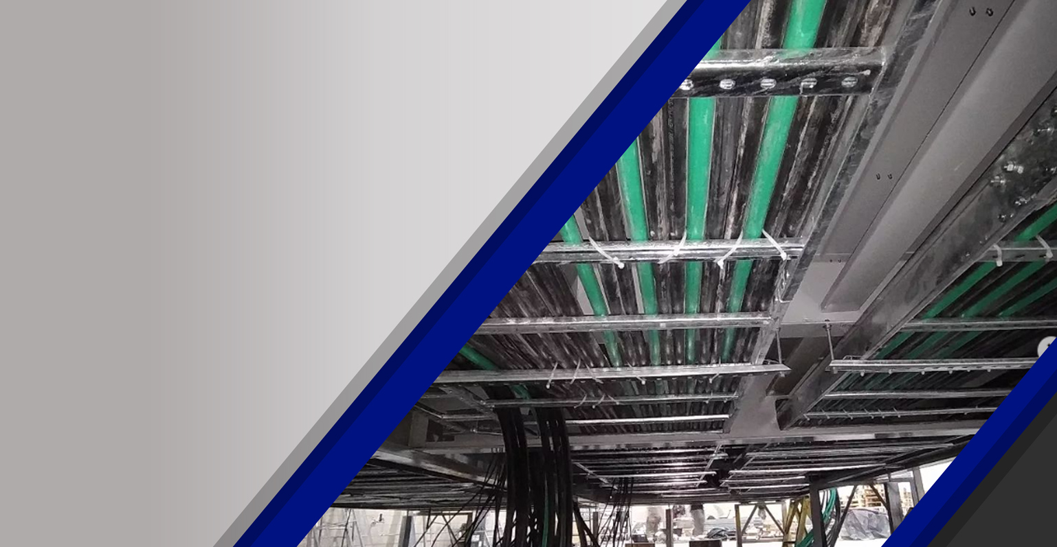 Serviços de campo especializados na montagem de bandejamento e instalação de cabos.